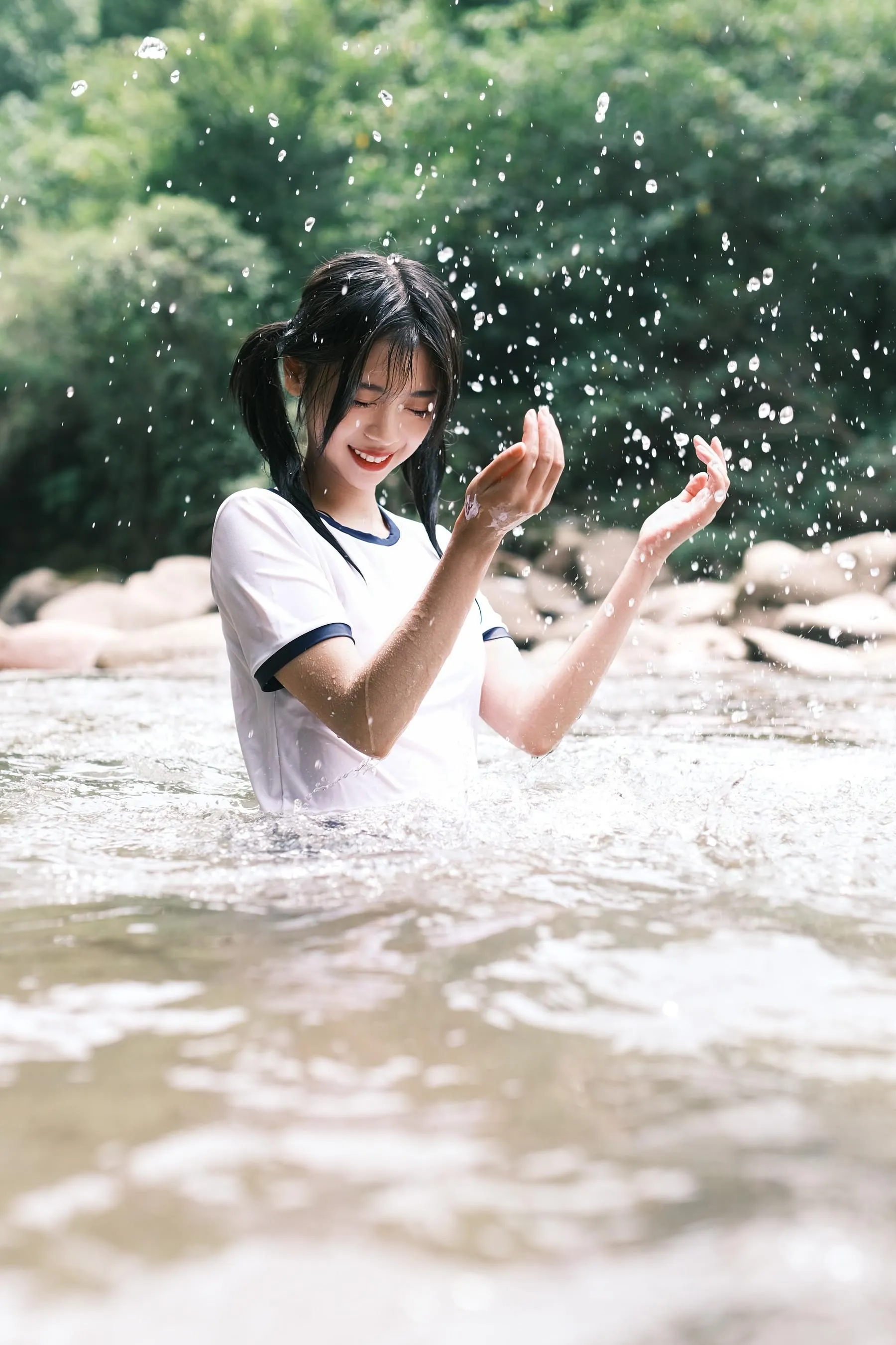 [艺图语] 2022.05.26 慢夏 池子 [20P]插图1